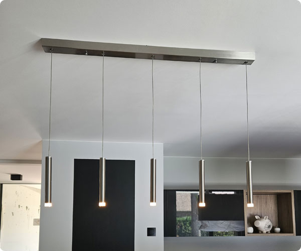 suspension LED dans une cuisine
