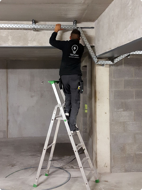 électricien Thomas Cosme